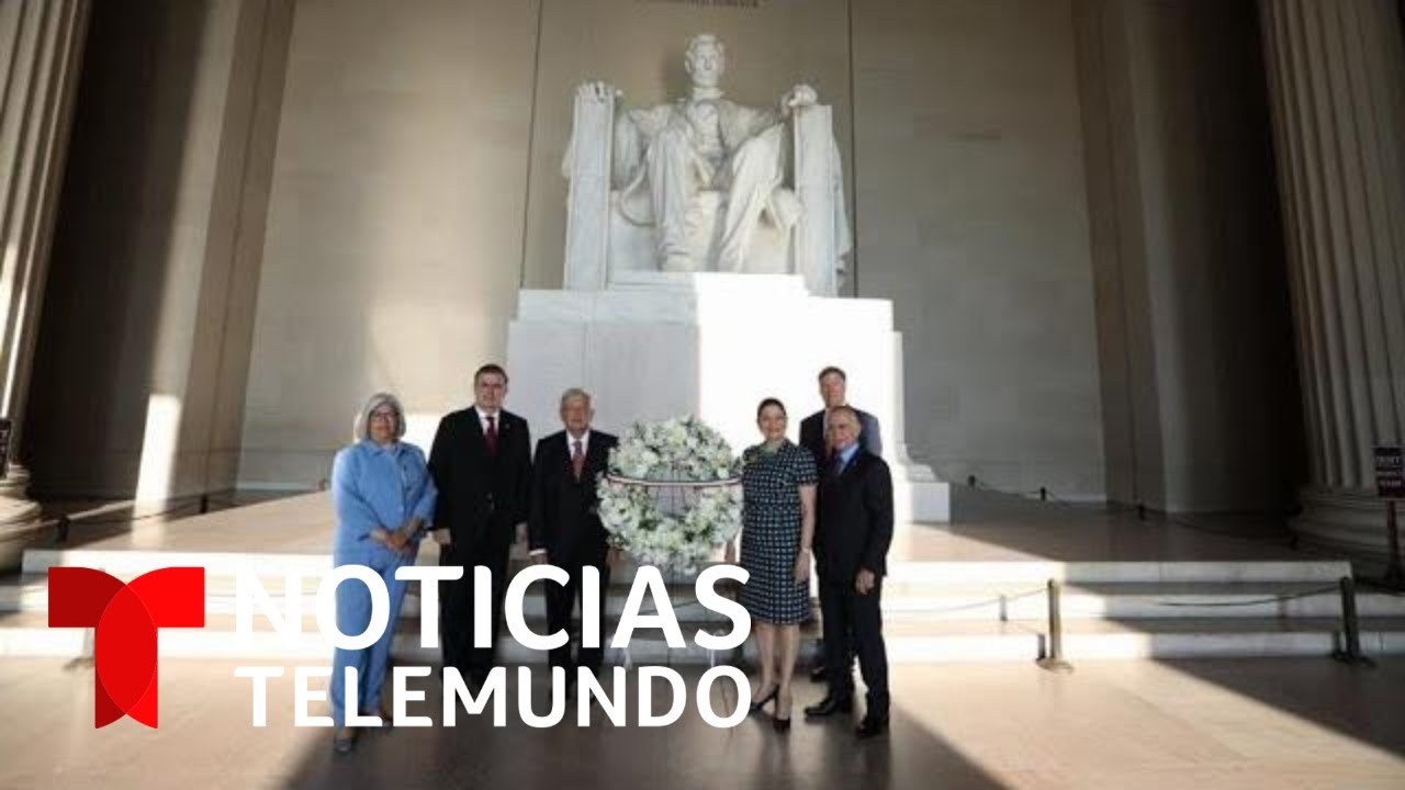 Andrés Manuel López Obrador visita el monumento a Abraham Lincoln en Washington D.C. |  Telemundo
