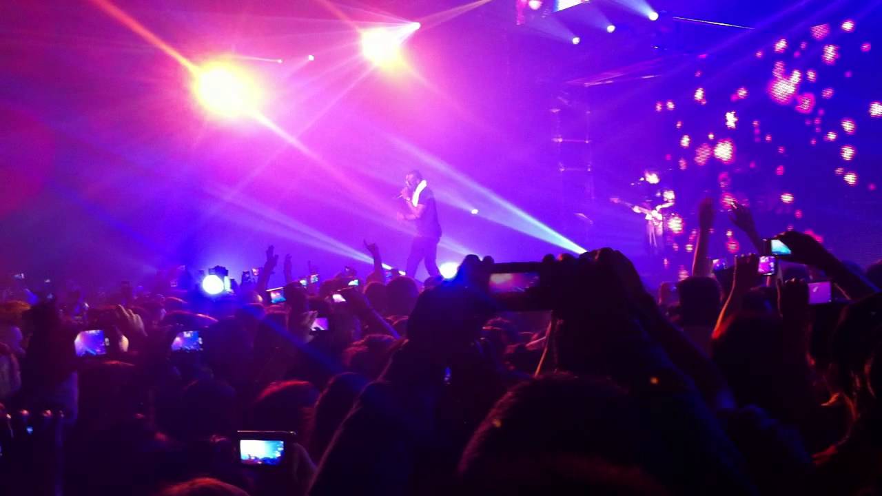 Maître Gims - J'me Tire (Concert Genève 31.03.2013 )