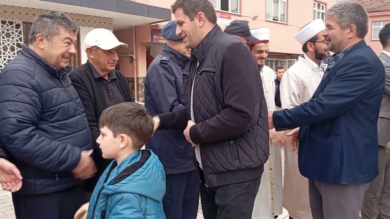 Taşova’da Bayramın Bereketi Geleneksel Bayramlaşma Sürdü