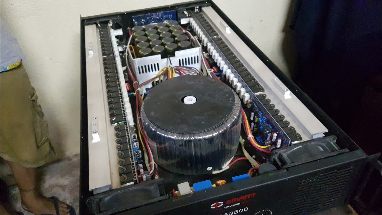 SMART AUDIO POWERD BY RVL AUDIO.
