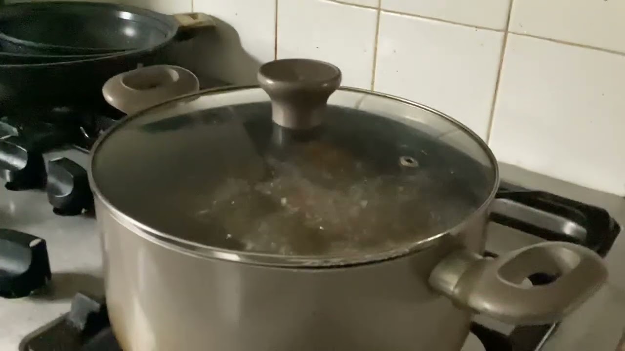 Boiling potatoes