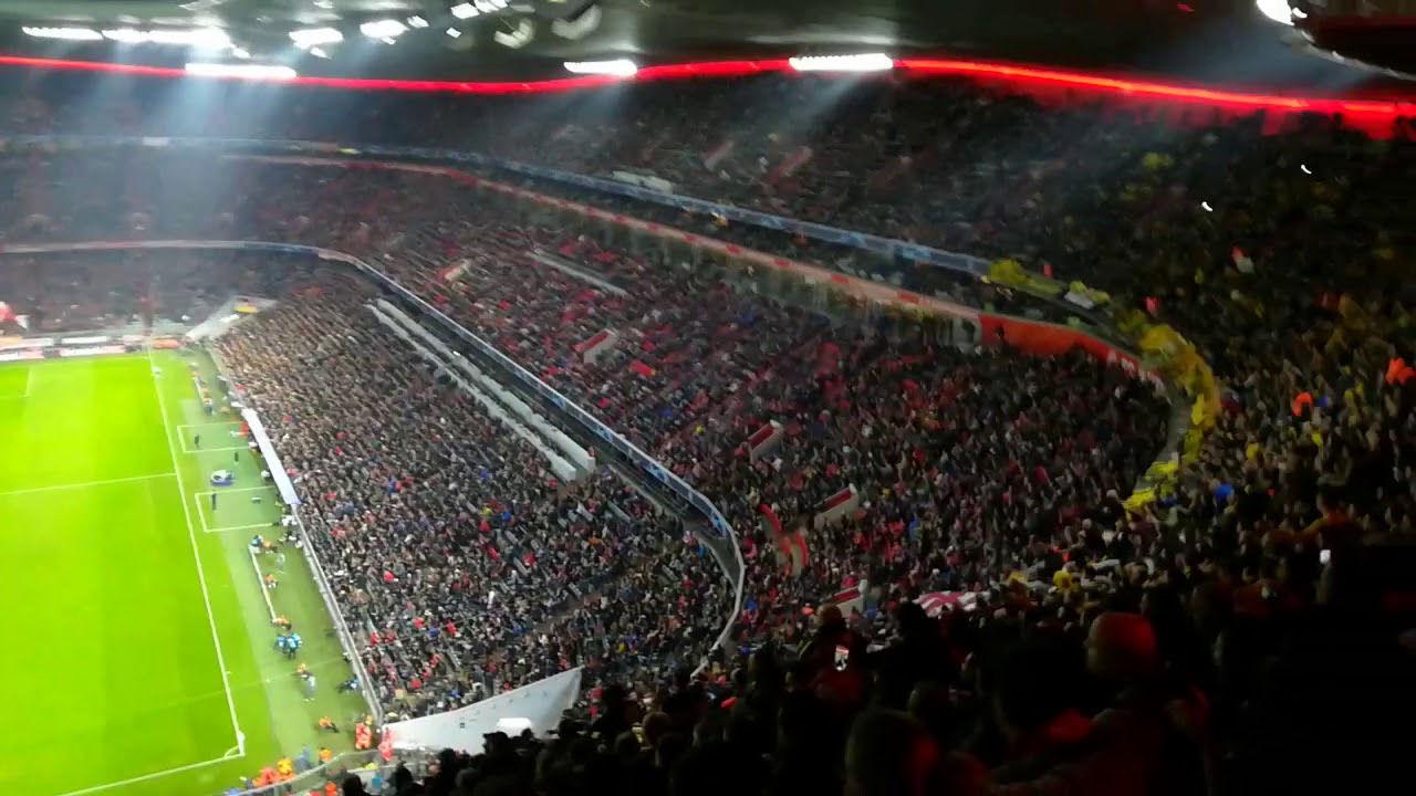 AEK FANS @ ALLIANZ ARENA