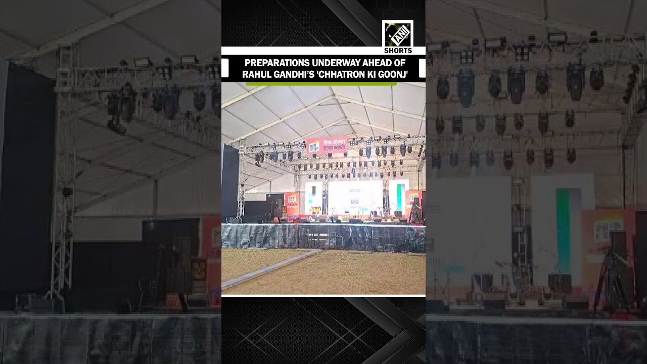 Preparations underway in Pune for Rahul Gandhi's 'Chhatron Ki Goonj' programme.
