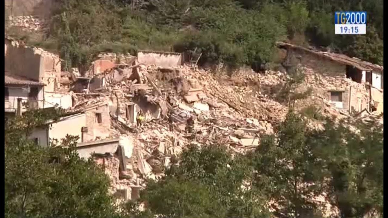 Terremoto, viaggio nella distruzione di Pescara del Tronto