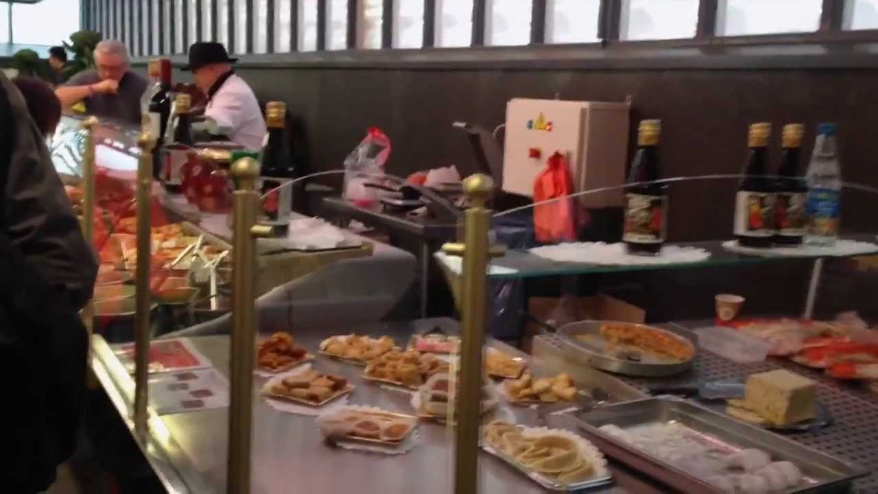 Ouverture de la nouvelle halle du marché de Marly-le-Roi (78) - Dimanche 26 janvier 2014