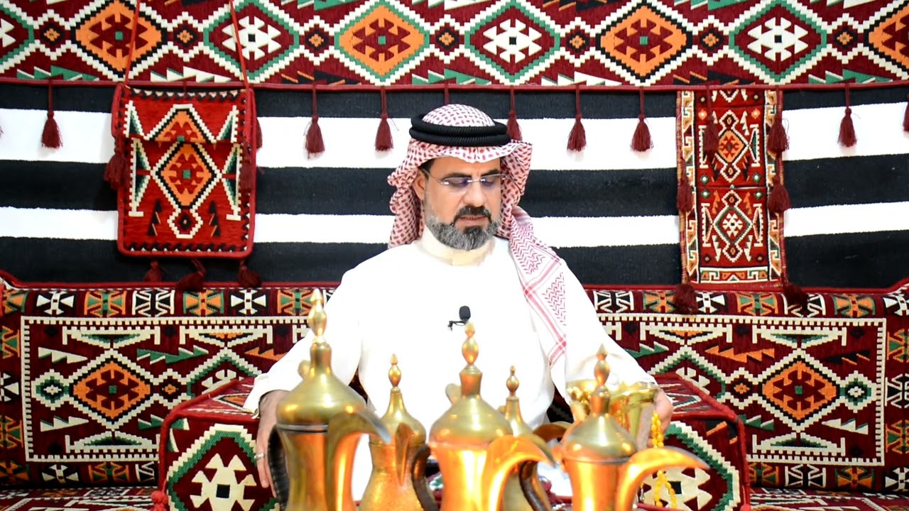 رجل من نجد تسرق امواله في بغداد وامراة تعطيه اكثر من ما سرق منه سوالف دواوين (ح _37) 2022