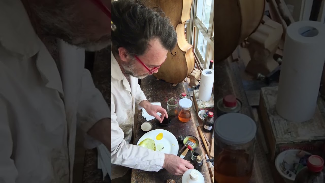 Violin varnish tutorial. Sealing the antique ground with alcohol varnish.