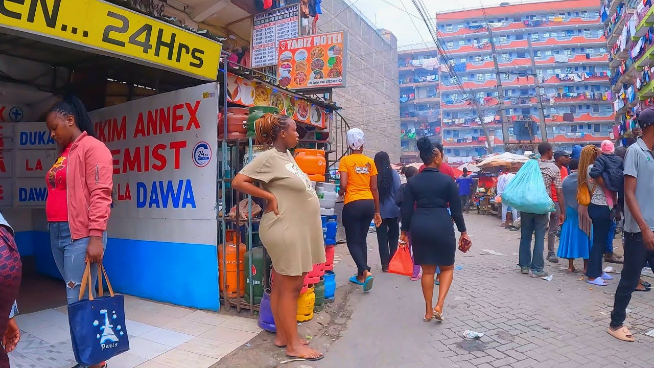 The most vibrant  Neighborhood around Nairobi Kenya in  Africa |Pipeline estate| 4k street tour.