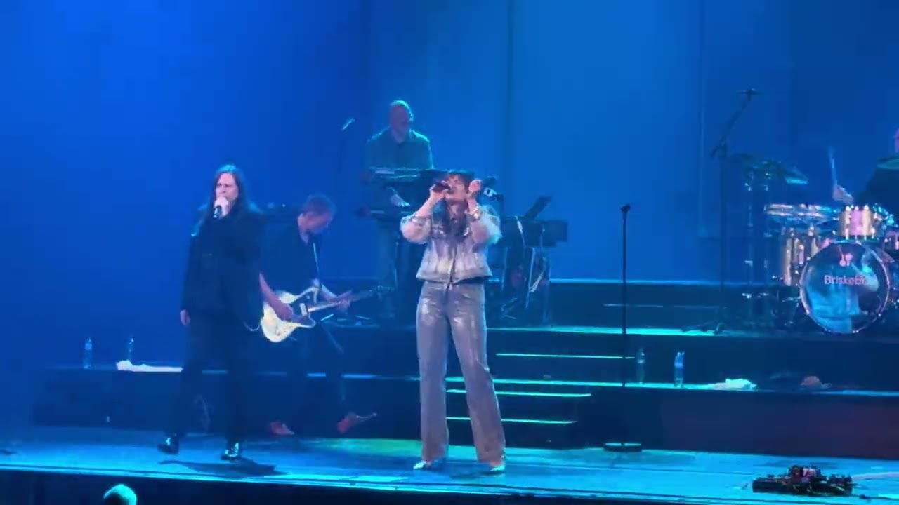 Briskeby featuring Ken Stringfellow - Joe Dallesandro