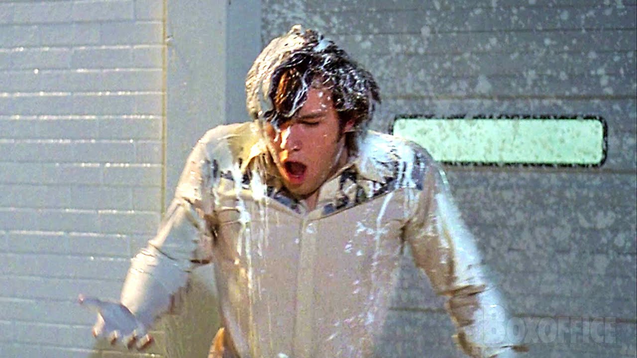 Young Ben Affleck gets covered in Milk | The ultimate revenge | Dazed and Confused | CLIP