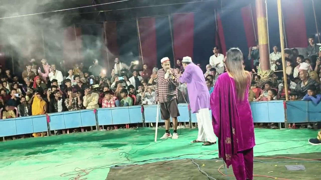 आलापुर मेले में पहली बार शेखचिल्ली आया है 😂😂😂