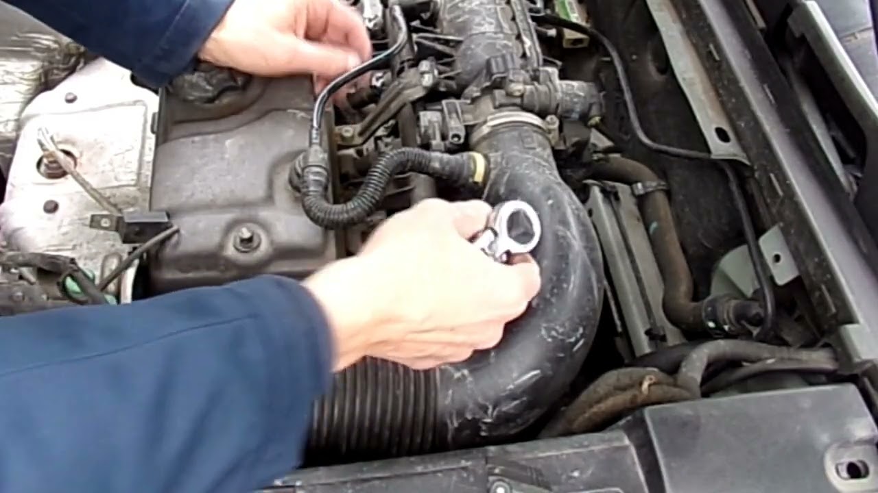 comment changer les bougies d'allumage de la CITROËN XSARA 1.4l 75 ch