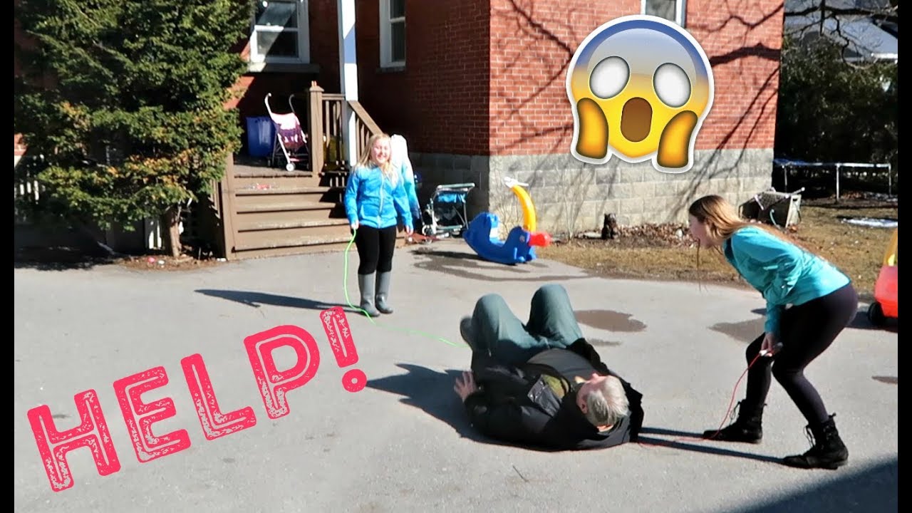 WE'RE BUYING A HORSE UPDATE AND SAM HAS AN ACCIDENT! Day 074 (03/15/18)