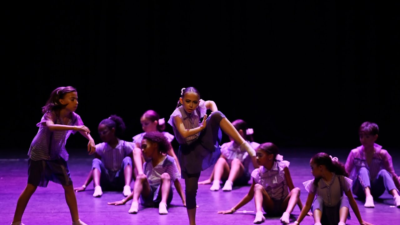 Ser Autêntico - Dança Criativa por Andressa Rondon