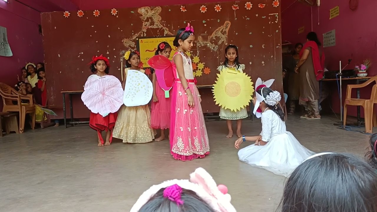 പാഠനോത്സവം ഒന്നാം ക്ലാസ്സ്‌ കൂട്ടുകാരുടെ സ്കിറ്റ് മണവും മധുരവും 💐🌸💮🏵️🌹🌺🌻🌼