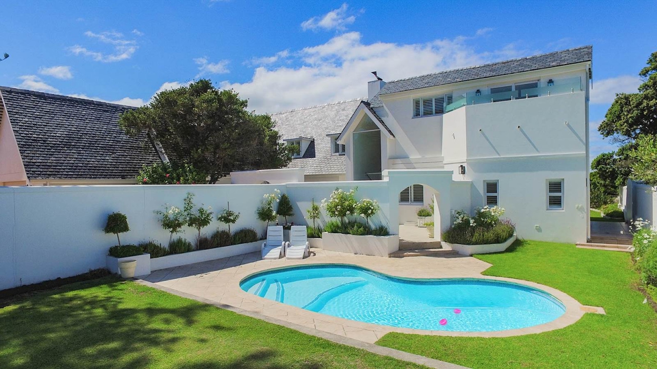 4 Bedroom House for sale in Western Cape | Overberg | Hermanus | Kwaaiwater | 272 Main  |