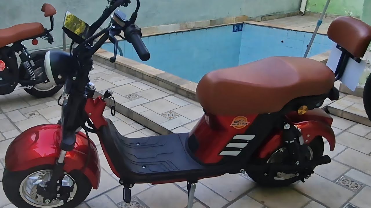 Scooter elétrica  X13 Plus  com botão de desbloqueio - review 