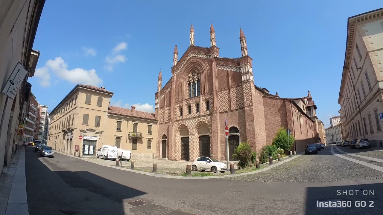 Walking tour of Pavia | Lombardia | Italy