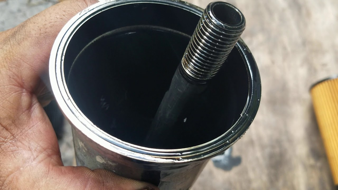 2011 Isuzu npr  3.0L Diesel Oil Change