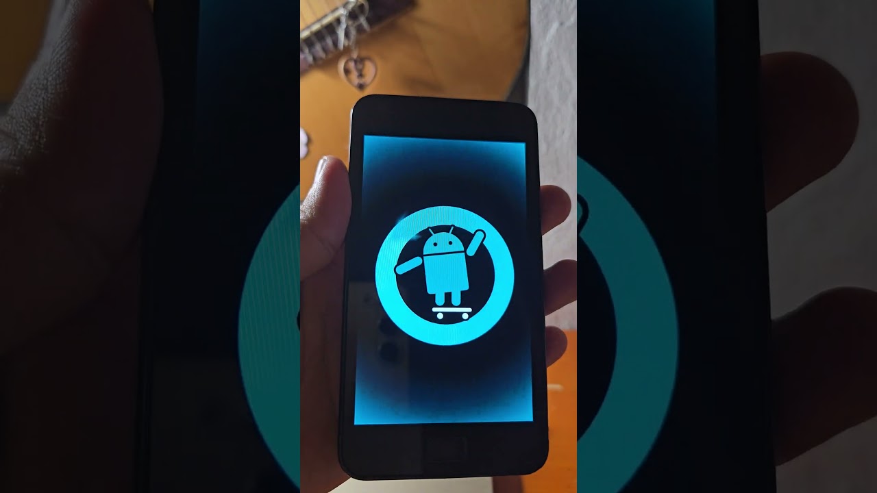 Включение и выключение Samsung Galaxy S2 (SHW-M250L) с CyanogenMod 9! #короткиезаметки