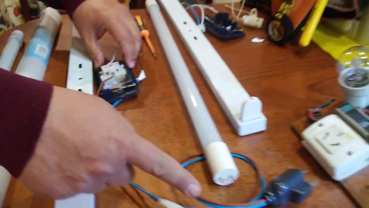 tubos led alimentados de un solo extremo y polarizados