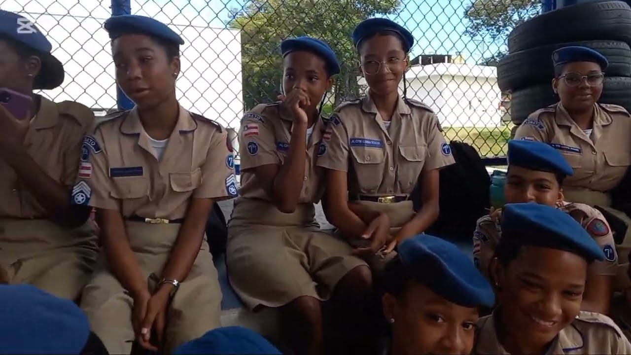 Visita ao #colegiodapoliciamilitar no bairro do #lobato