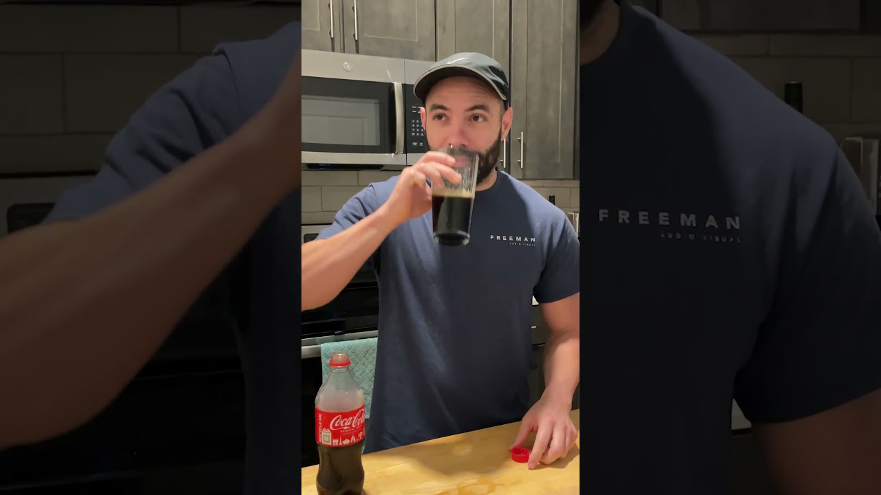Let&rsquo;s mix random #sodas together! #3: #coke + #coffee 🥤☕ Solid mid 5/10. Comment weird combos