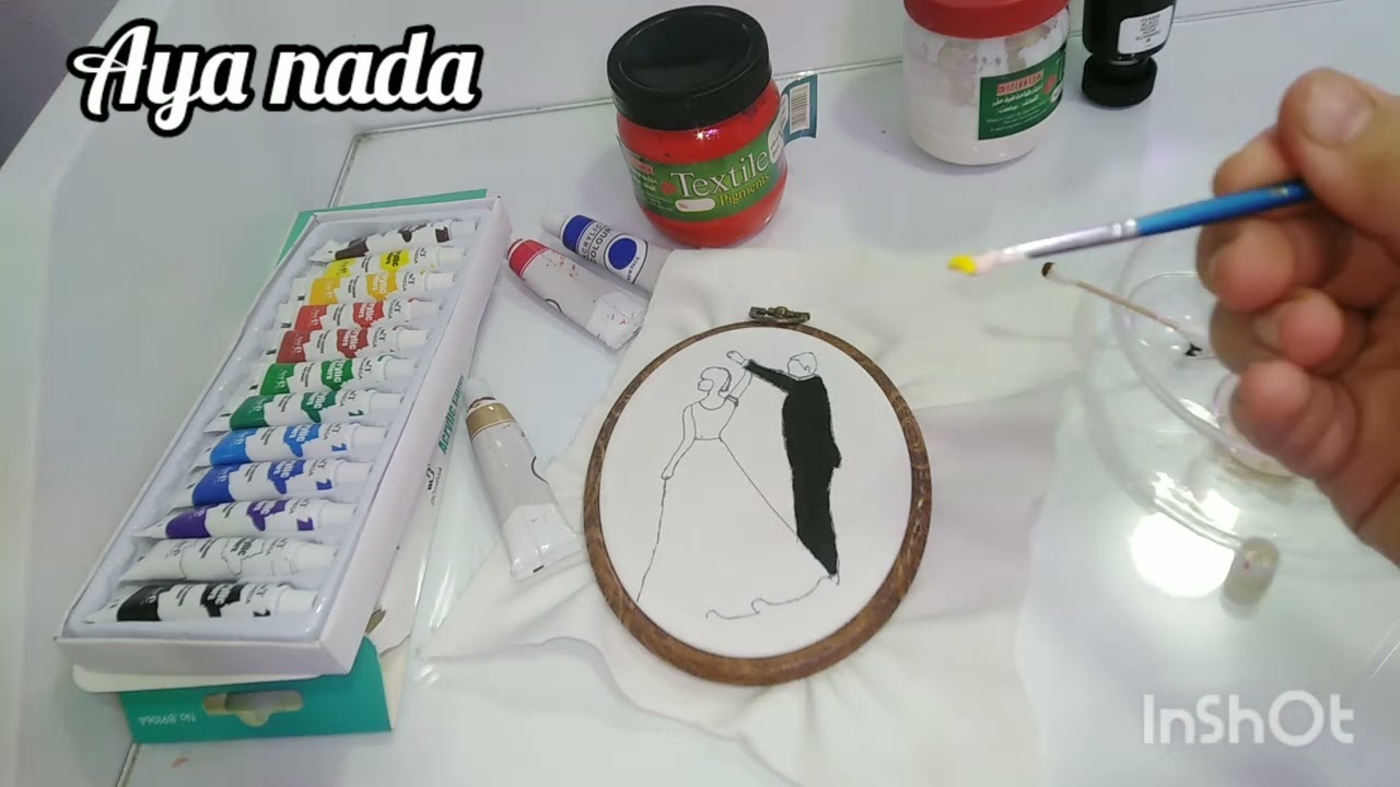 طريقة دمج الألوان مع #التطريز تلوين عريس وعروسة😍 استخدام الوان اكريلك وألوان قماش 😘😍