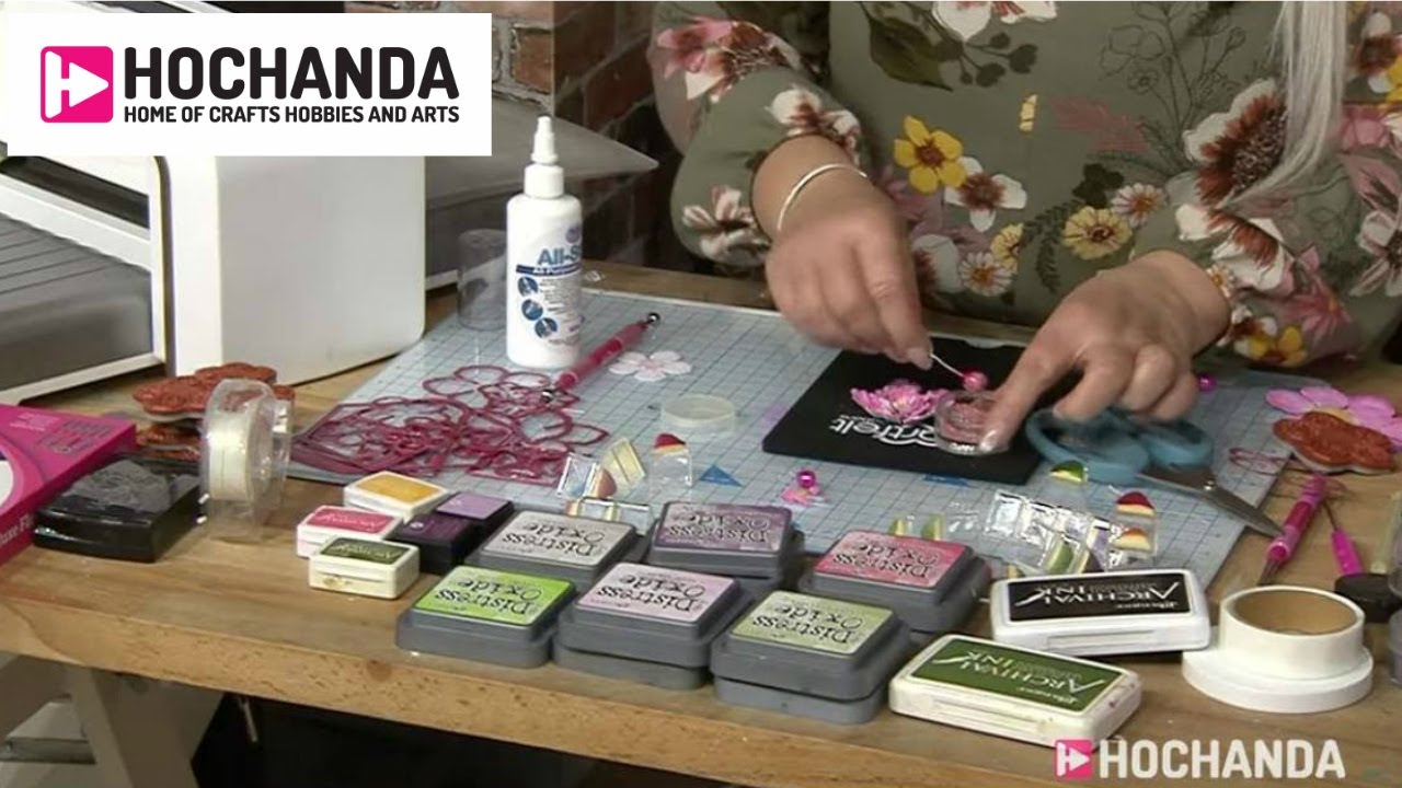 Paper Crafting with Heartfelt Creations and Nikki Hassan at Hochanda