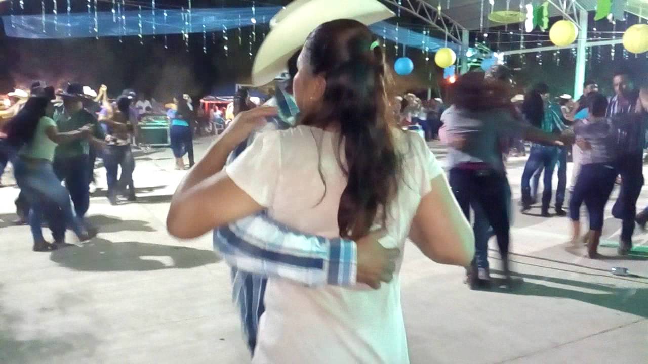 Huapangueros de Hualahuises en él Pob. Él Carmen