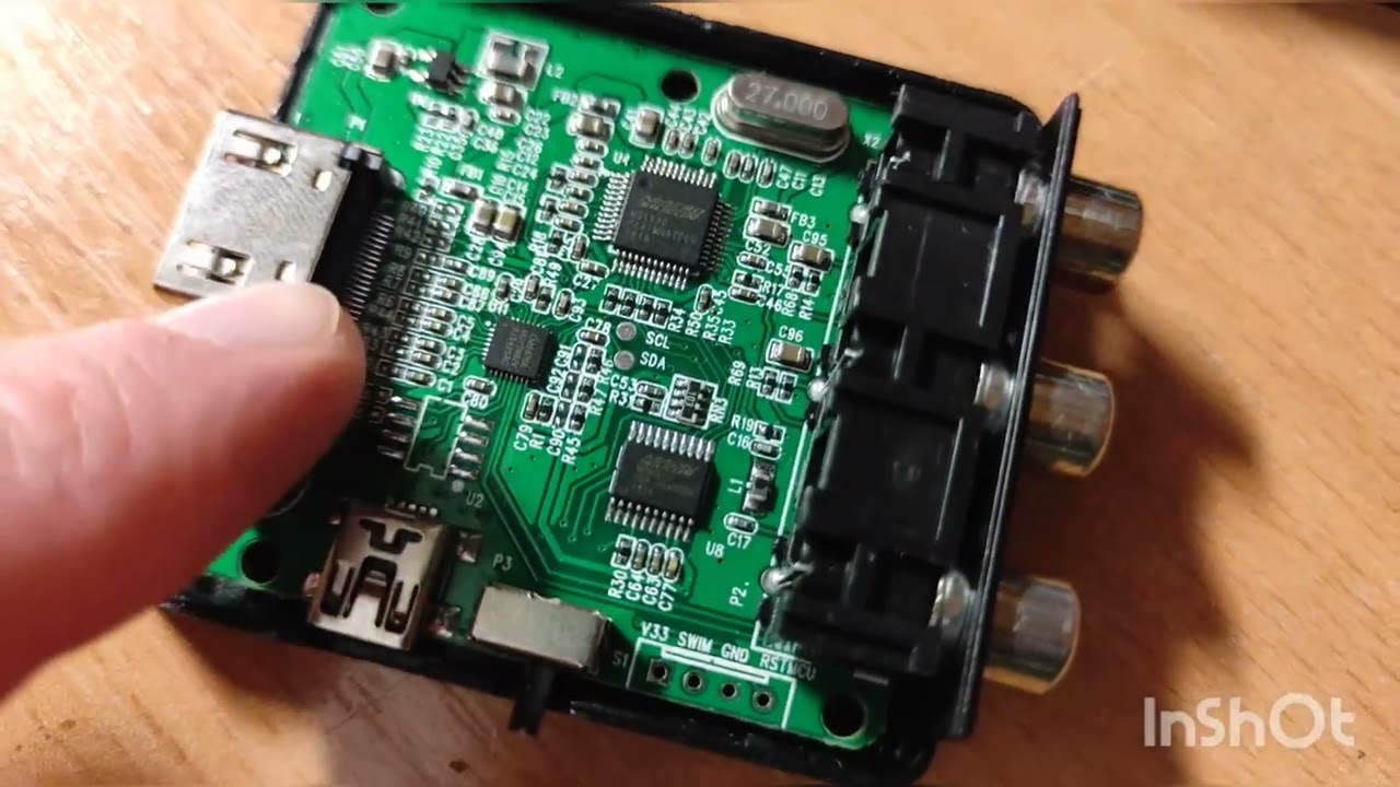 Преобразователь HDMI-RCA  MINI HDMI2AV удивил своей схемотехникой.