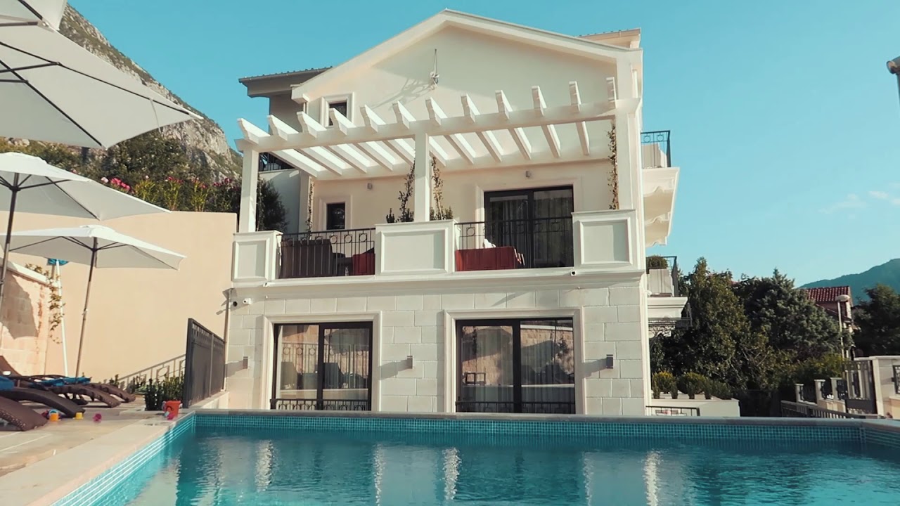 MANSION IN KOTOR, MONTENEGRO | LEFANT REAL ESTATE