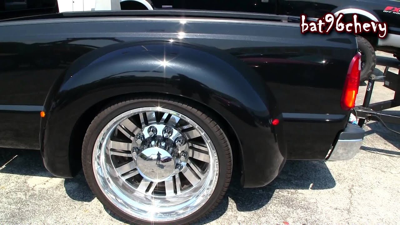 Ford F-350 Super Duty Dually LOWERED on 26