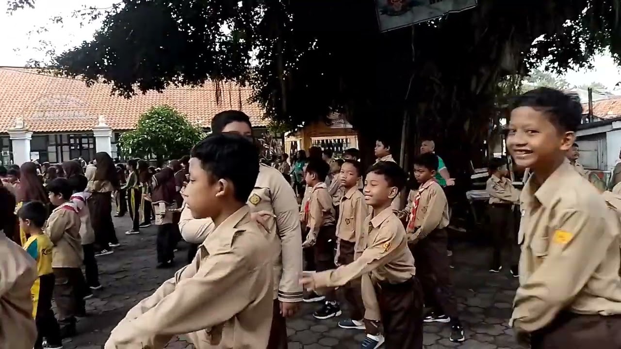 Senam sehat setiap pagi Jum'at 2024
