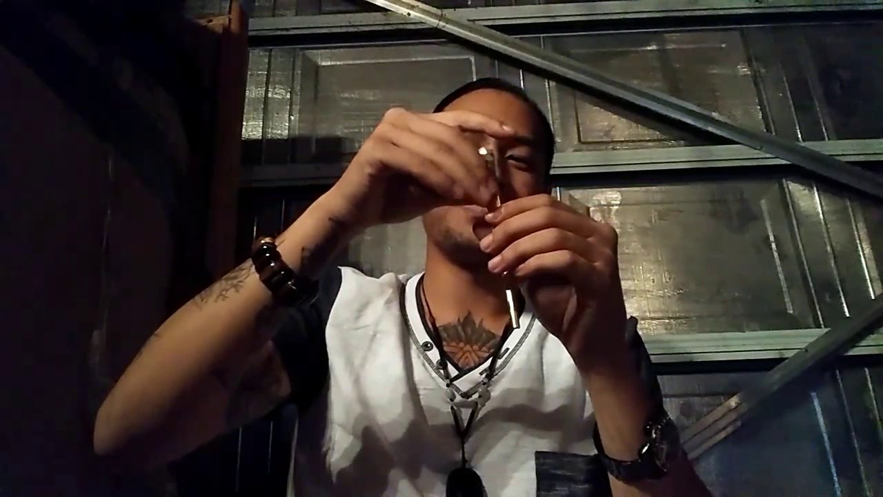 How to roll a Perfect 24K Gold Joint!