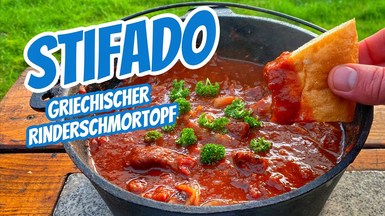Original griechisches Stifado mit Rindfleisch - Rinderschmortopf im Dutch Oven