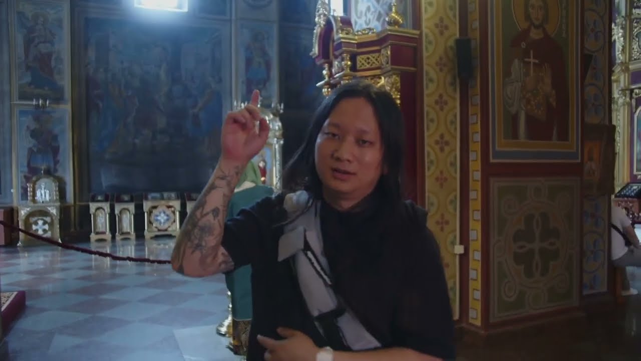 bod[包家巷] performing in Kyiv