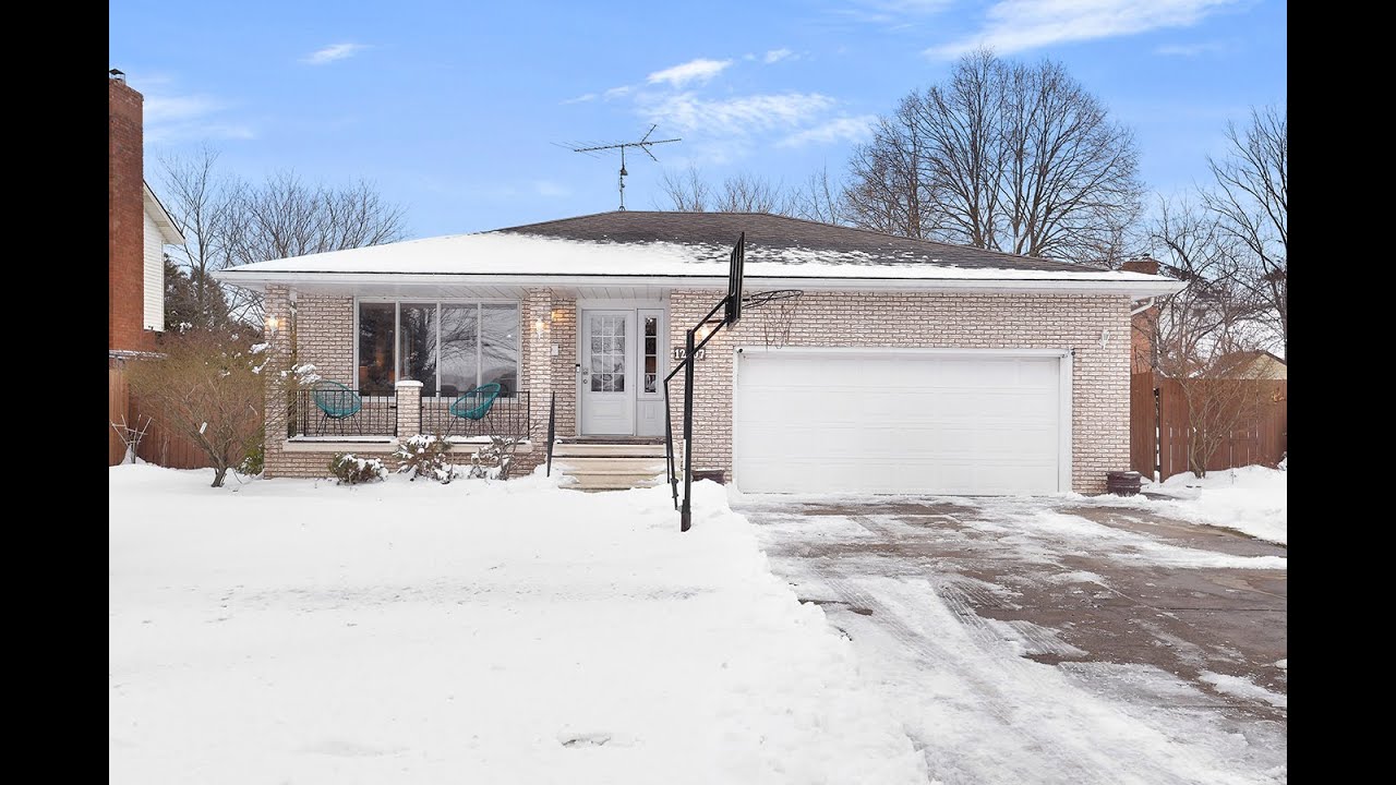 12307 Meconi Dr Tecumseh ON Real Estate Cinematic walk through video