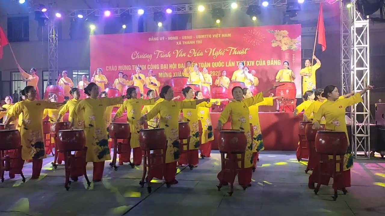 Trống hội xã Thanh Trì  chào mừng thành công Đại Hội Toàn quốc lần thứ XIV của Đảng 