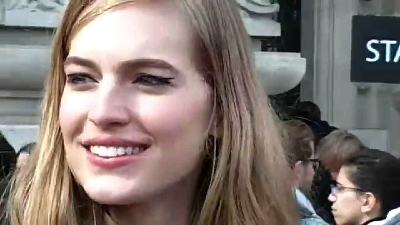 Vanessa AXENTE Top Model @ Paris Fashion Week 7 march 2015 show Mugler