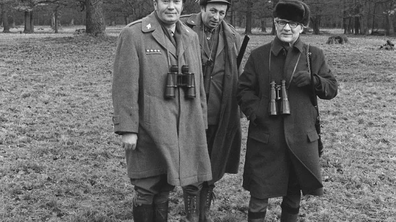 „Honeckers letzter Hirsch“: Das geheime Leben der DDR-Führung im Wald