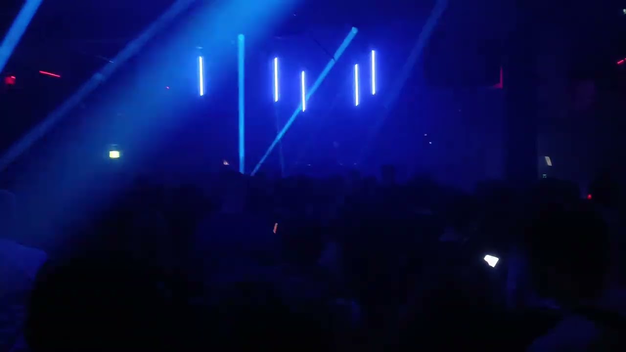 Quentin Schneider 🎧 en opening au warehouse 🌠 de Nantes ⭐