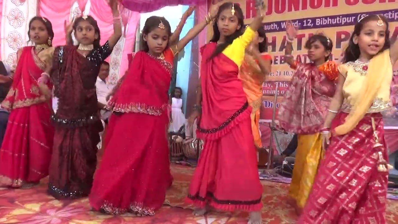 Abr junior school  #ram ayenge to aangna sajaungi #viralvideo #viralvideo 