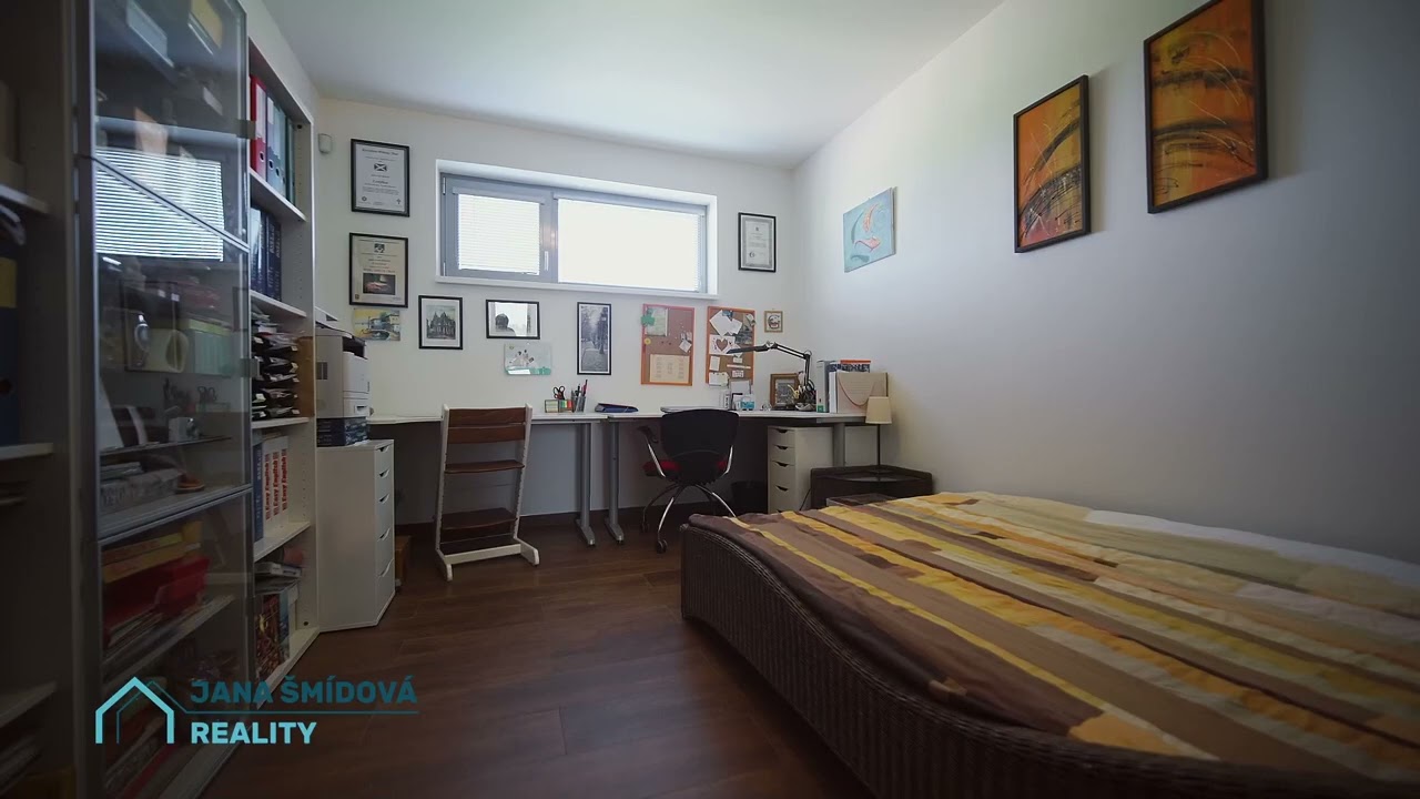 Prodej rodinn&eacute;ho domu, 226 m&sup2;, 5+kk + dvojgar&aacute;ž a prostorn&aacute; technick&aacute; m&iacute;stnost