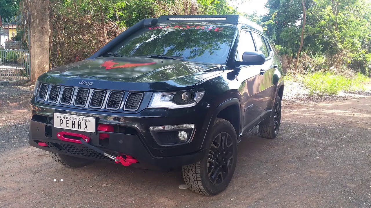 Primeira parte da montagem do Jeep Compass (time lapse)
