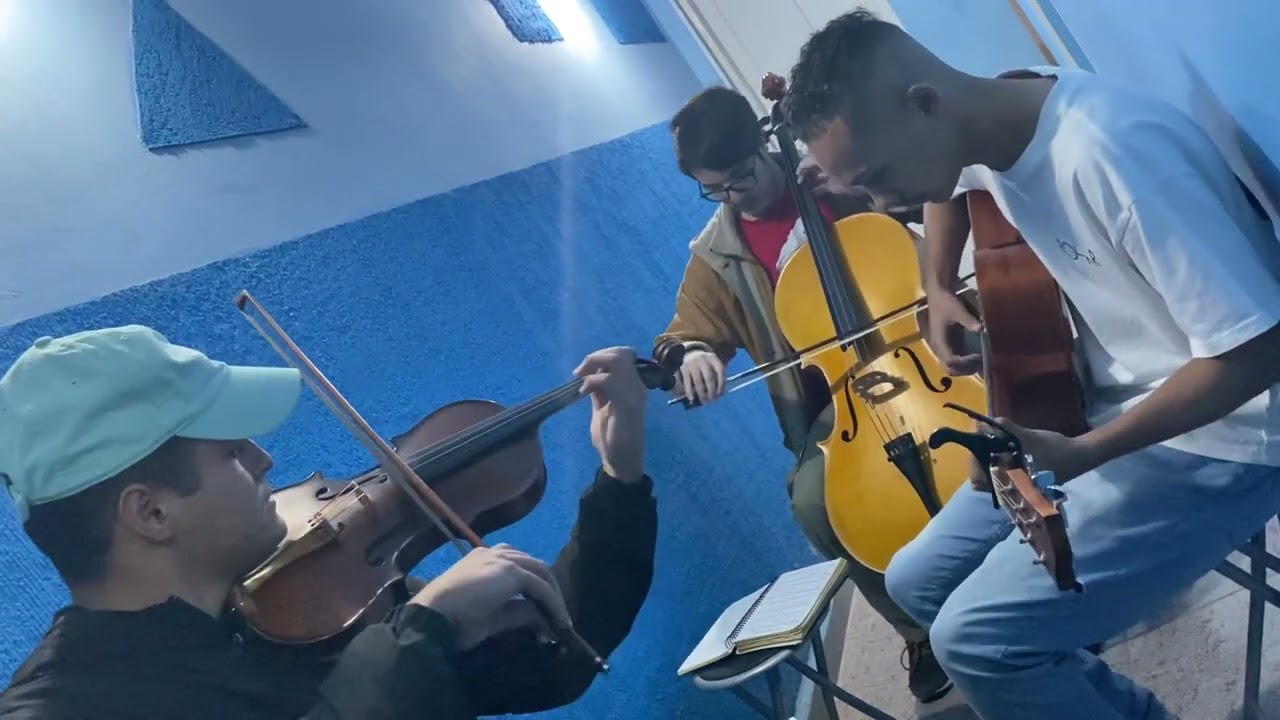 Hino 416 Ccb trio - no calvário com @segallaviolinist e Wallam