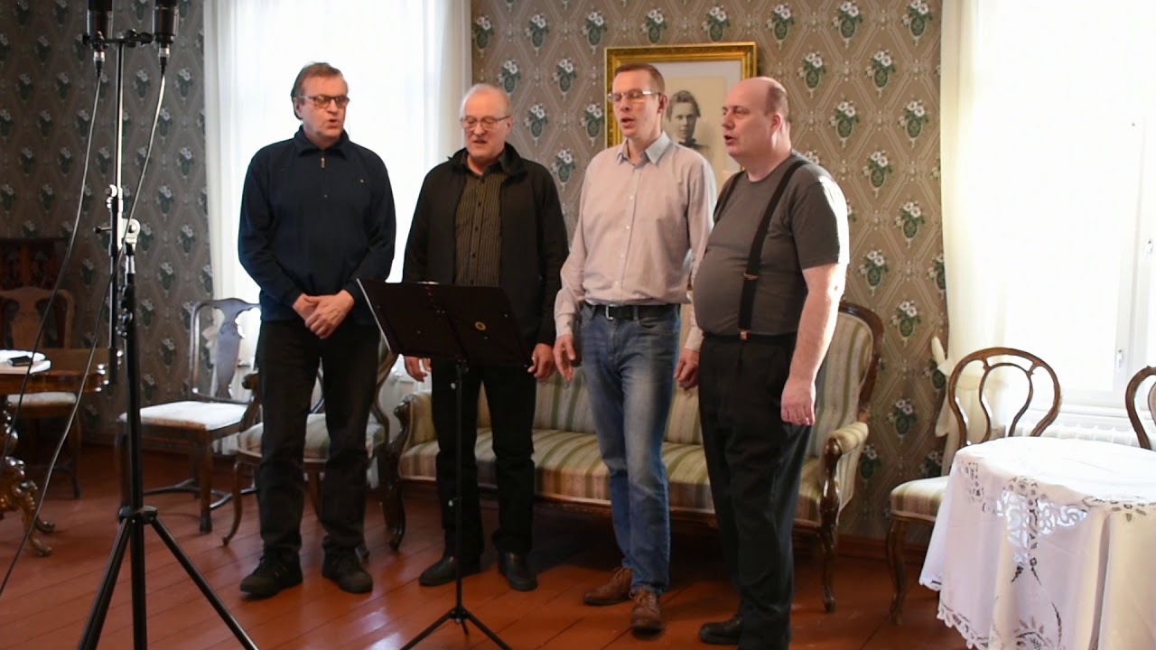 Vanhan merirosvon kapakassa