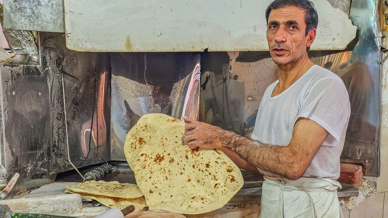“Iran’s Fastest Bread Maker 🍞 Mastering Traditional Taftoon in Isfahan”