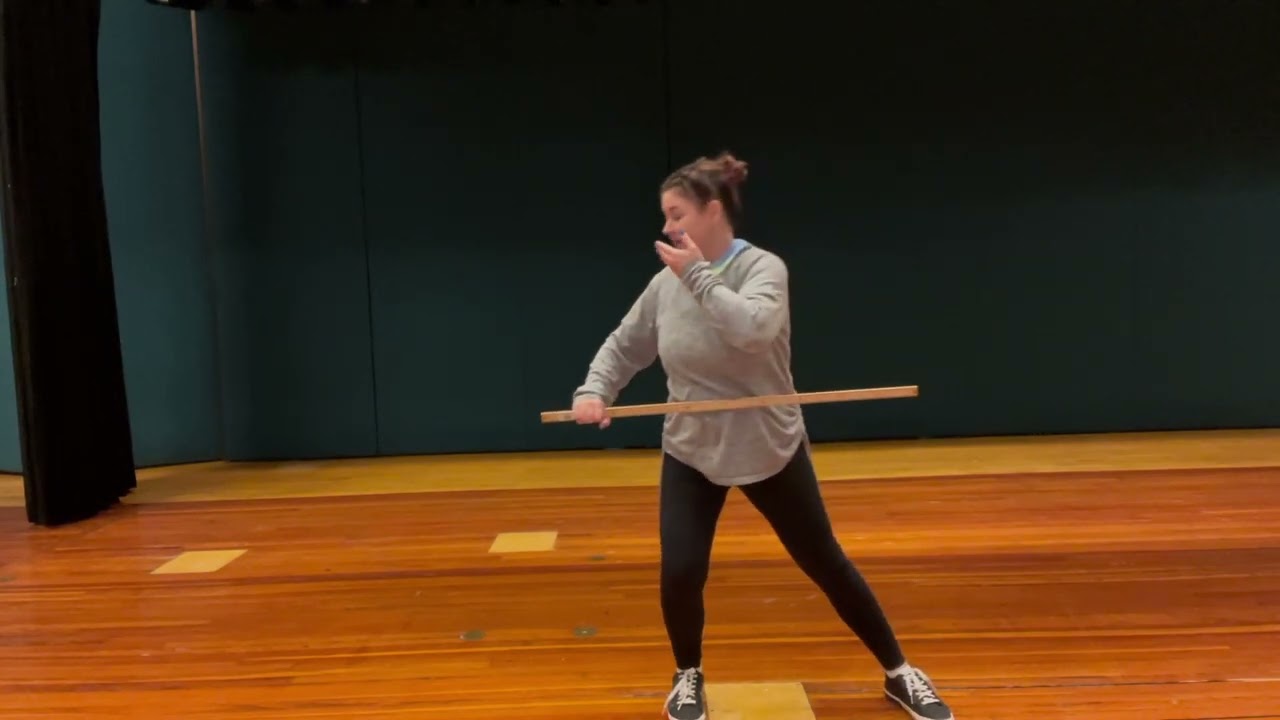 Make a Move Step By Step Opening - Shrek Jr.
