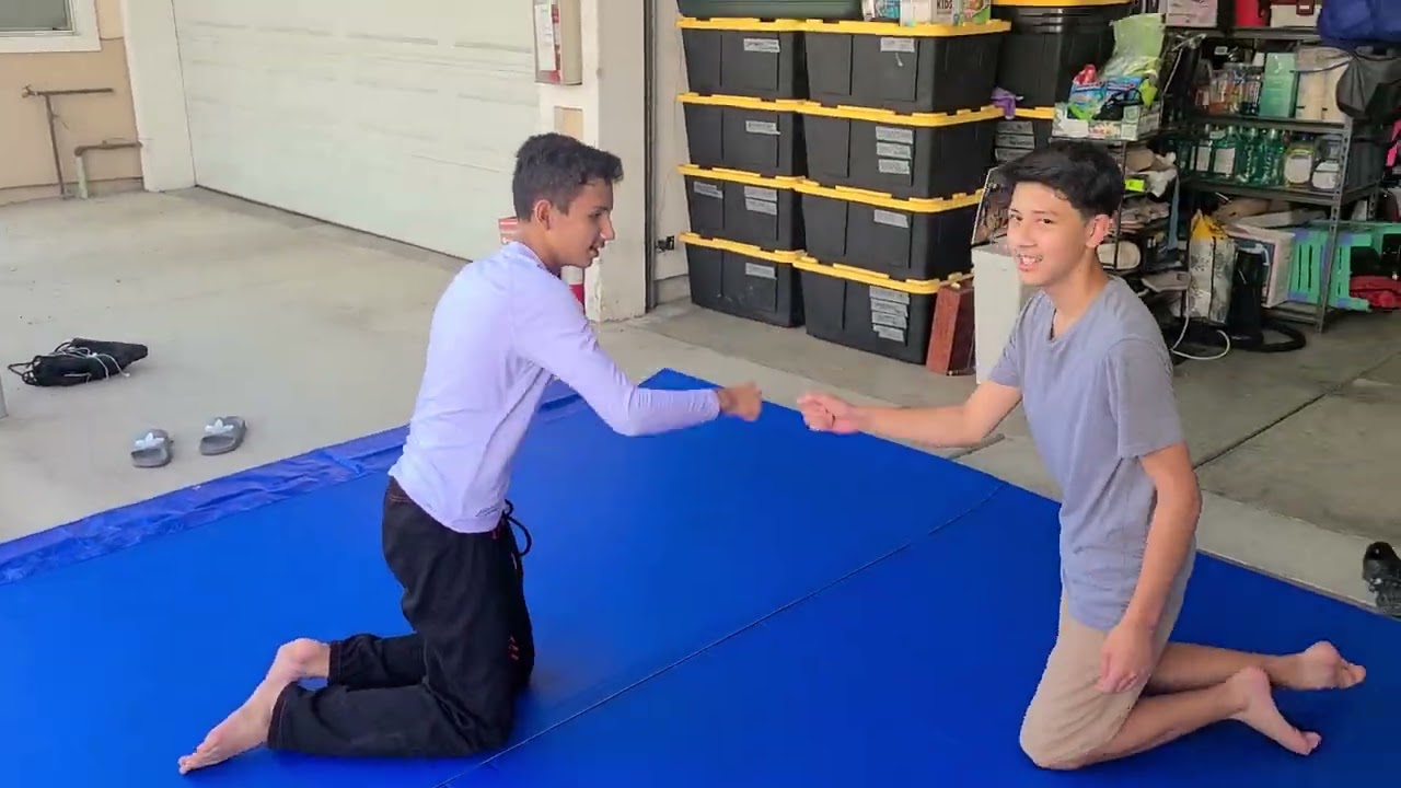 Curtis vs Oliver super fight submission only best out of three.